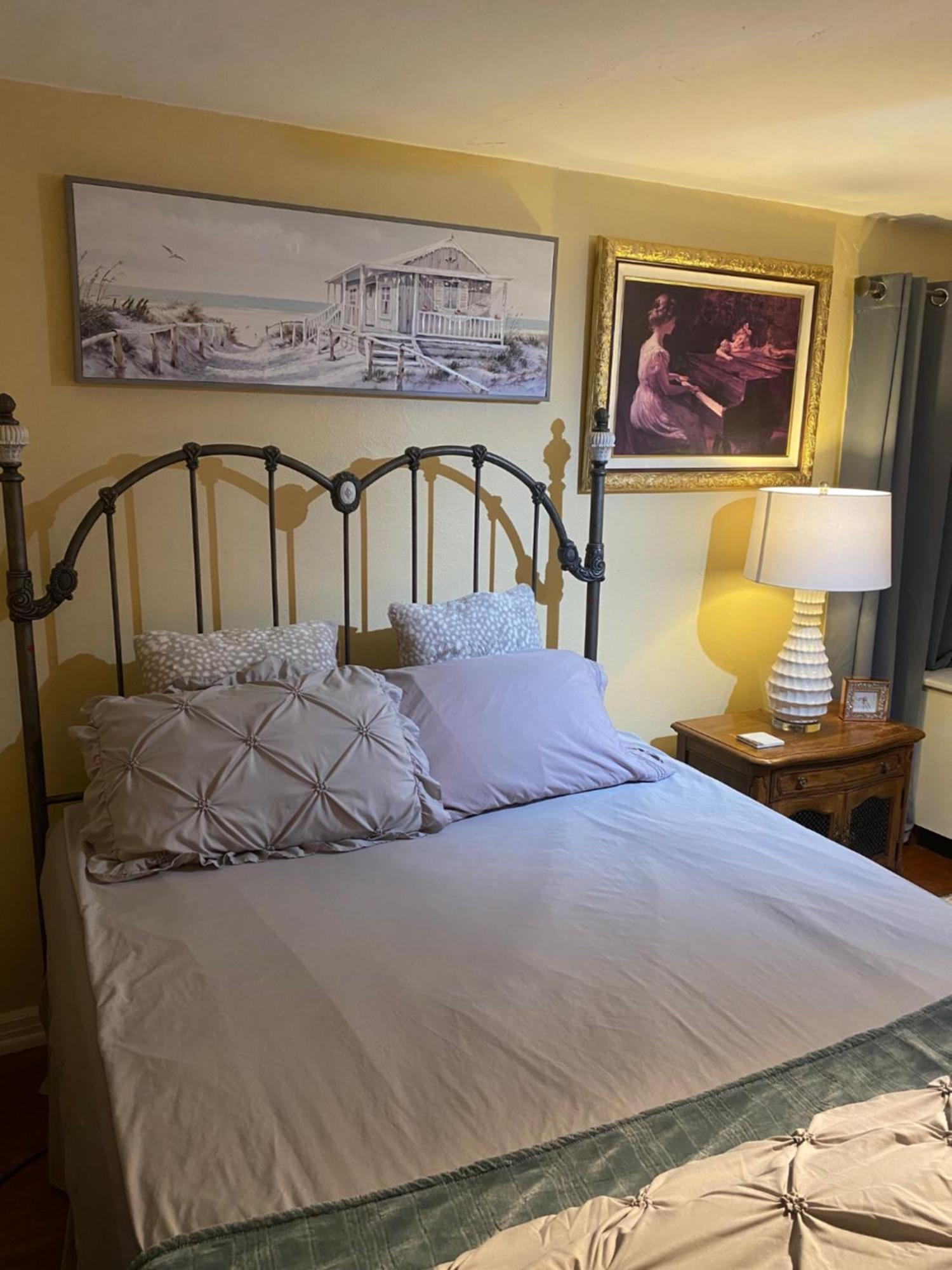 Cozy Room Near Airport & Highway Saint Louis Bilik gambar